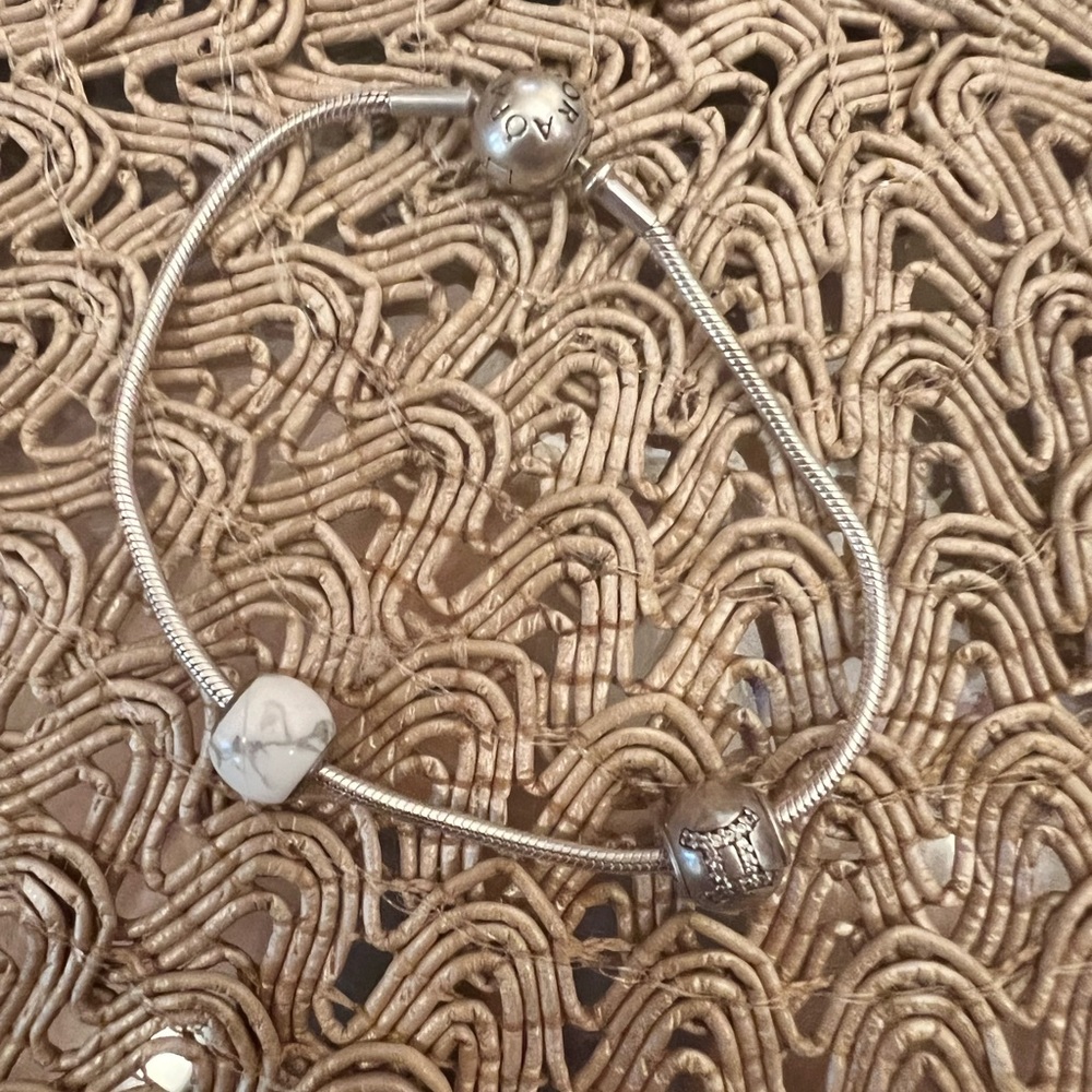 thin pandora bracelet